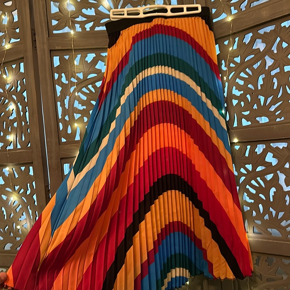 Colorful Pleated skirt